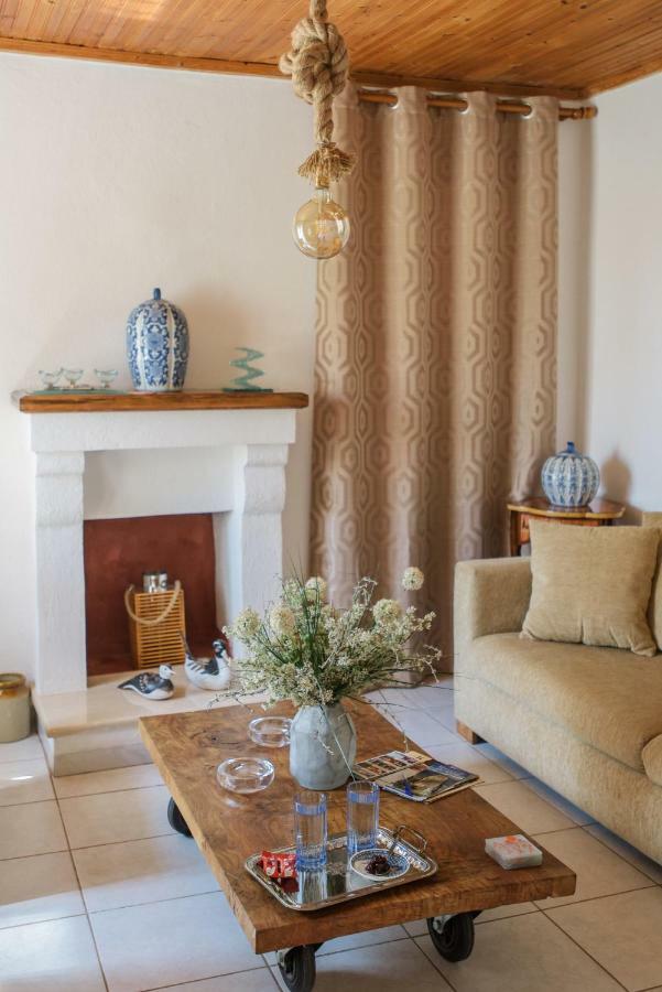 فيلا Lena'S Garden House كالامباكا المظهر الخارجي الصورة