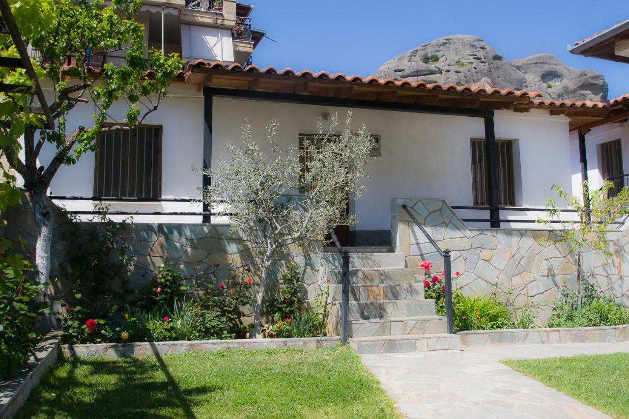 فيلا Lena'S Garden House كالامباكا المظهر الخارجي الصورة