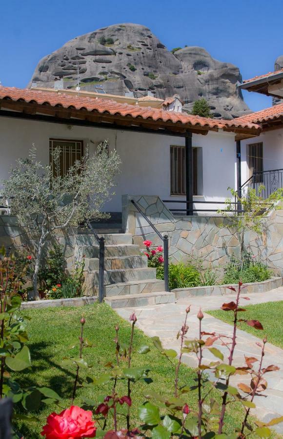 فيلا Lena'S Garden House كالامباكا المظهر الخارجي الصورة